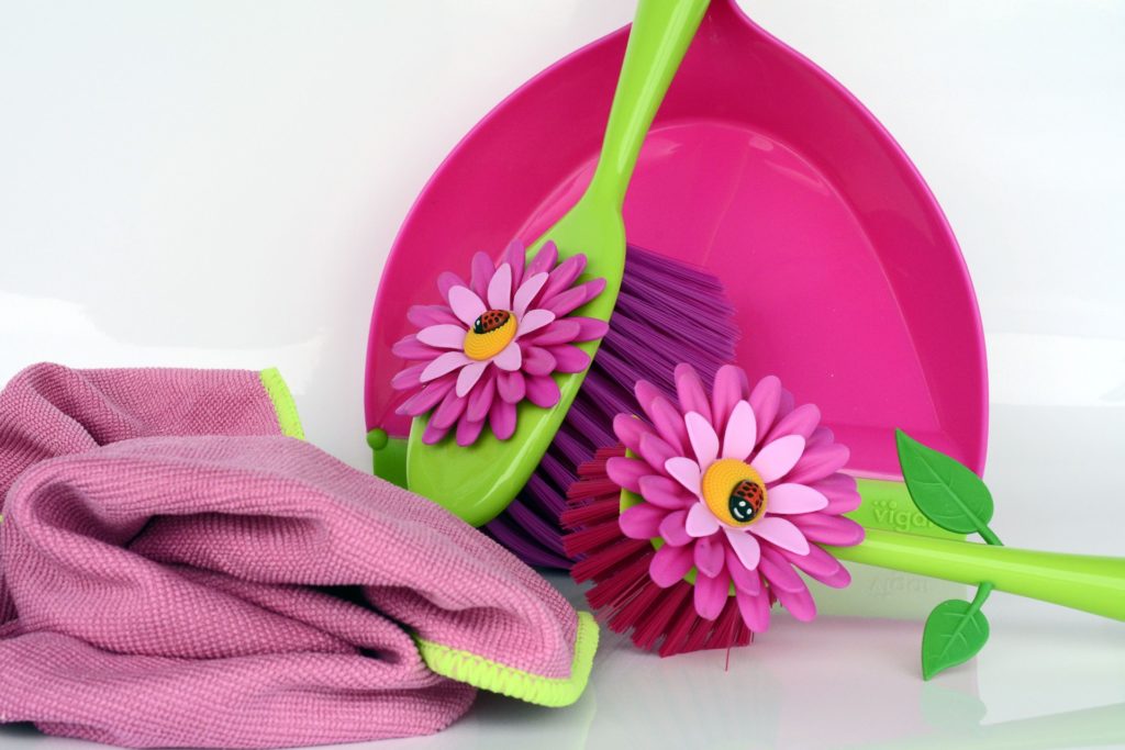 9 Easy Ways to Turn Your Spring Cleaning into Extra Cash